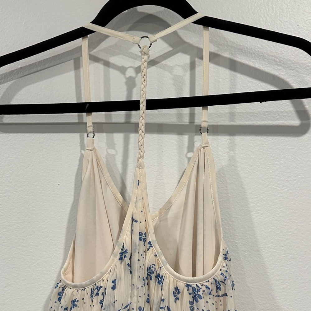 Abercrombie & Fitch White and Blue Pleated Floral Dress - Picture 8 of 16